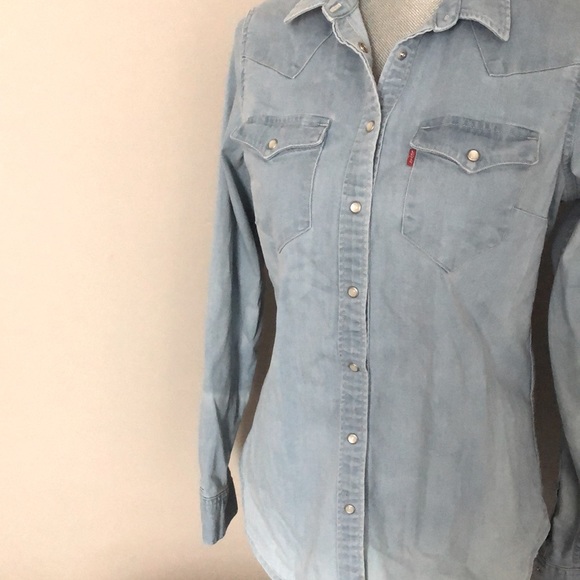 Levi’s Jean button down long sleeve - Picture 4 of 4